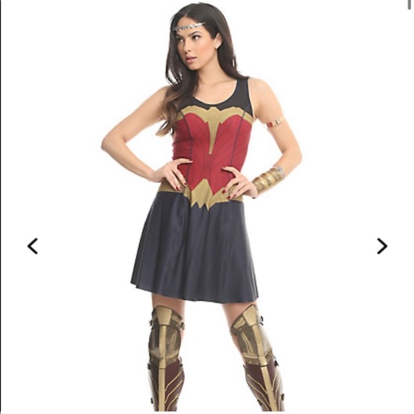 Wonder Woman Reversible Ltd. Edition Dress XS - Picture 3 of 16